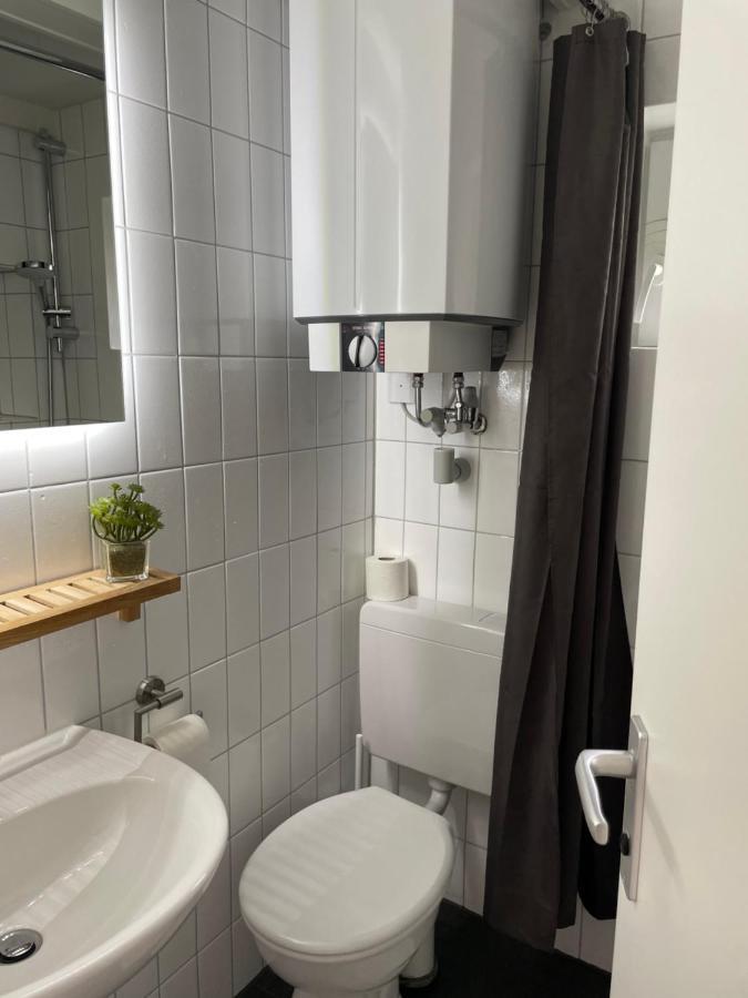 Juna Laboe Buitenkant foto